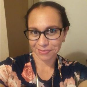 Meet your Posher, Alicia